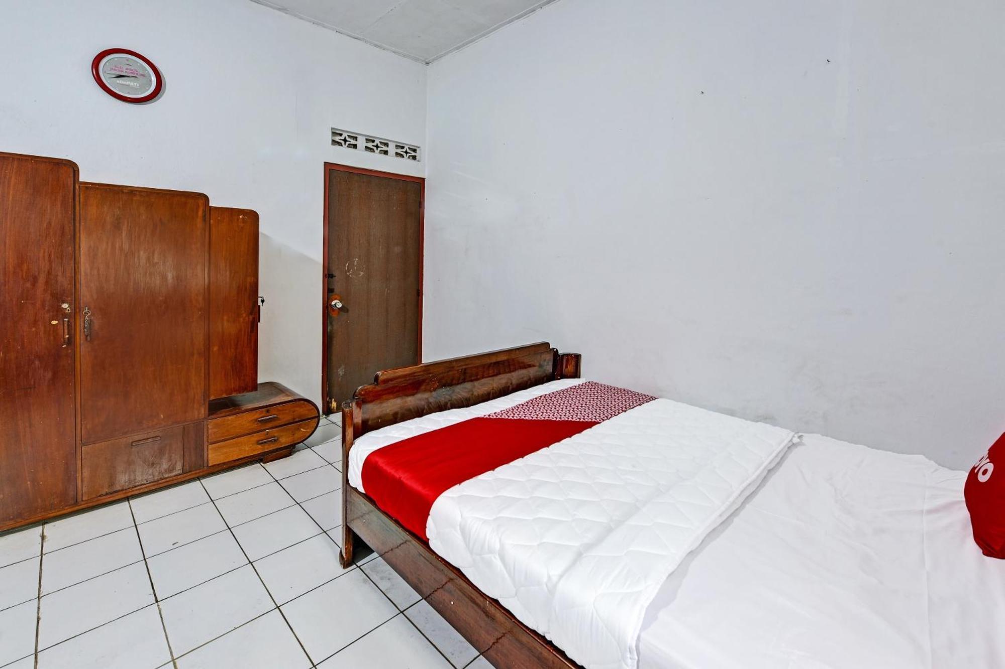 Spot On 91372 Wisma Bulin Purwokerto Buitenkant foto