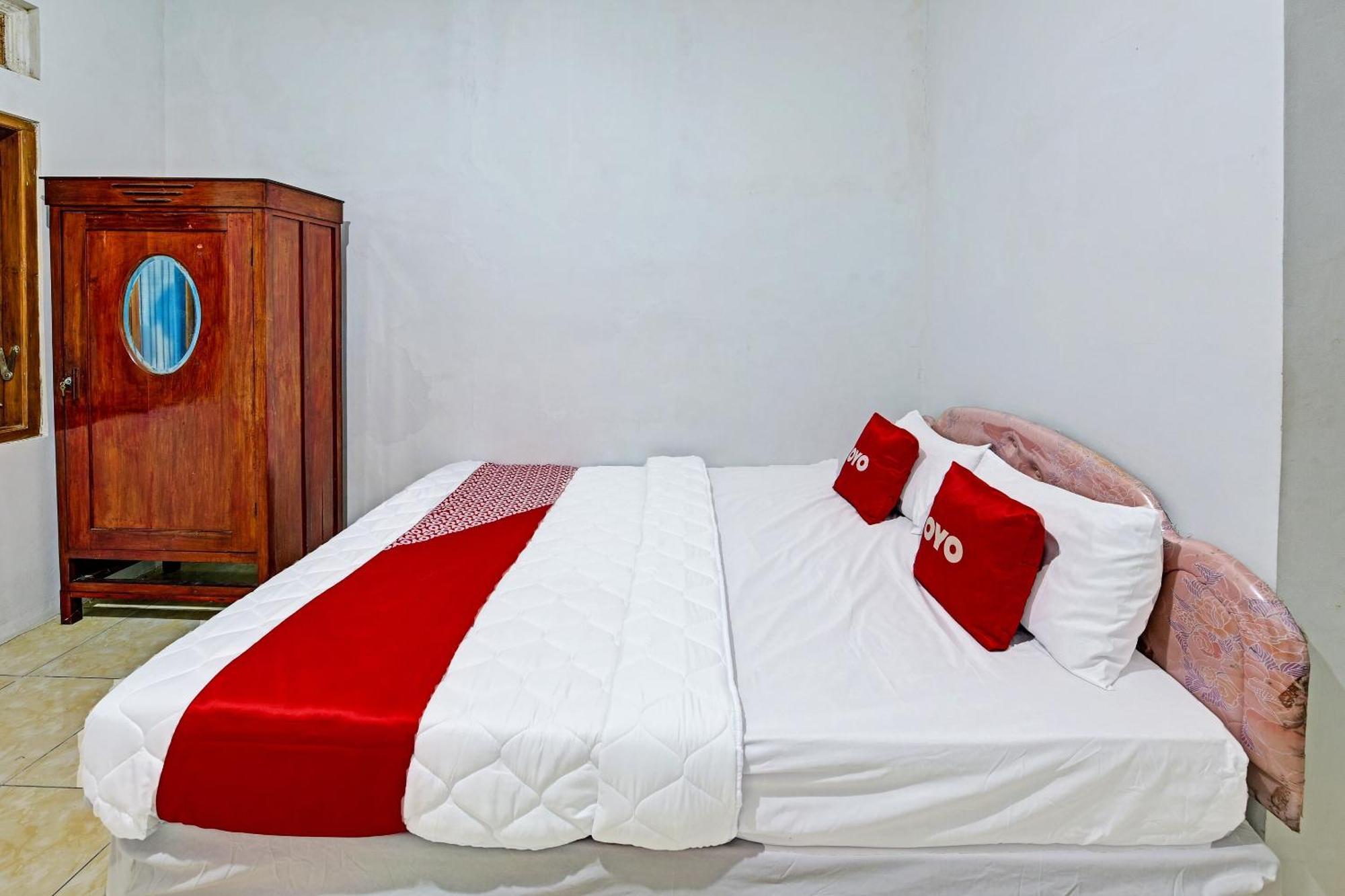 Spot On 91372 Wisma Bulin Purwokerto Buitenkant foto